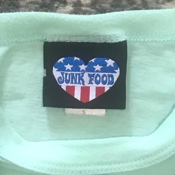 JUNK FOOD Run DMC muscle tee cut crop top - Picture 4 of 4